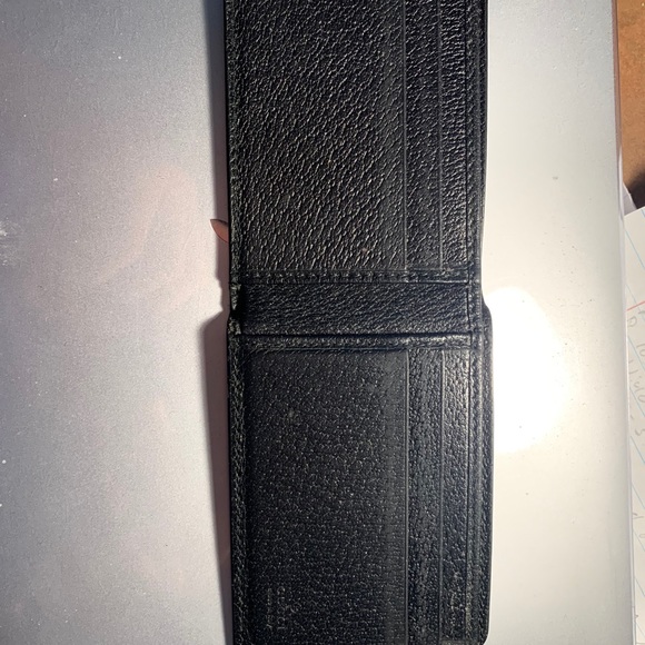 gucci men’s wallet